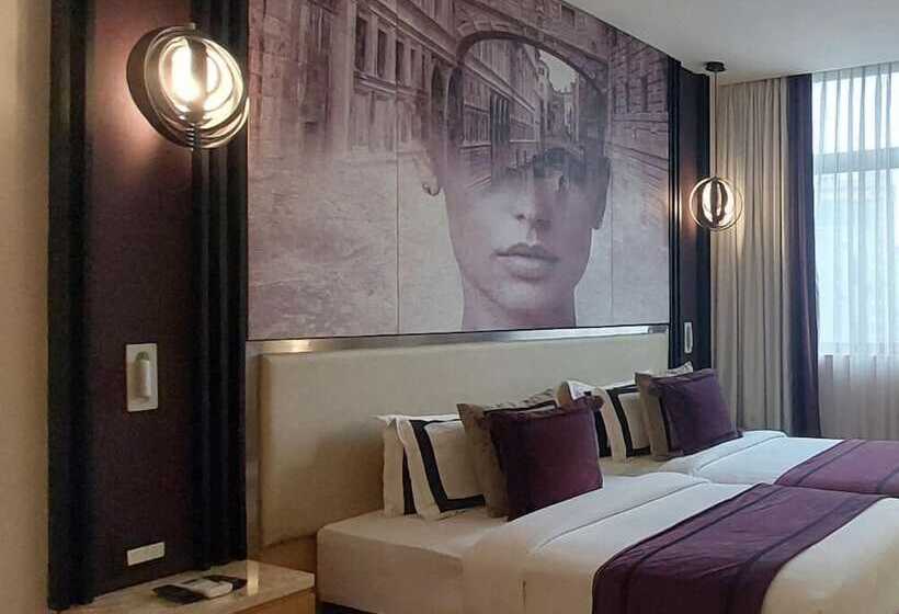 Beyzaa Hotel & Suites , Kolkata