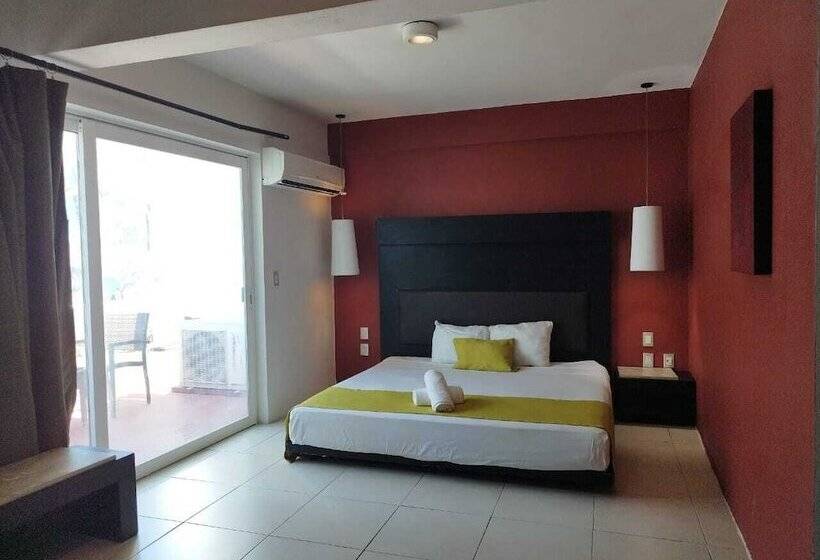 Blvd Hotel   5th Avenue, Playa Del Carmen