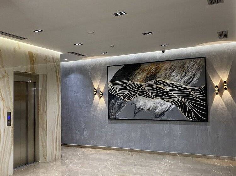 Doanesia Premium Hotel & Spa