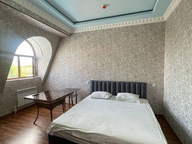 Dragon Hotel Tashkent