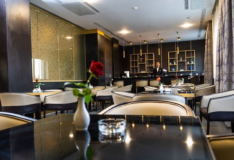 Golden Tulip Hotel Alexandre