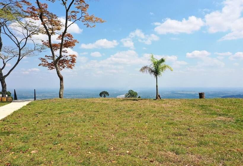 Guayupes Hotel De Aventura