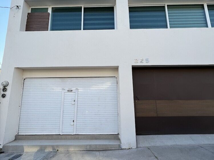 مسافرخانه Posada Canteras