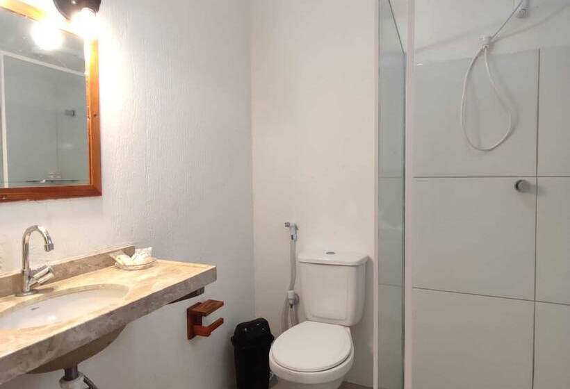 مسافرخانه Pousada Via Do Sol