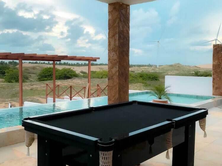 مسافرخانه Pousada Via Do Sol