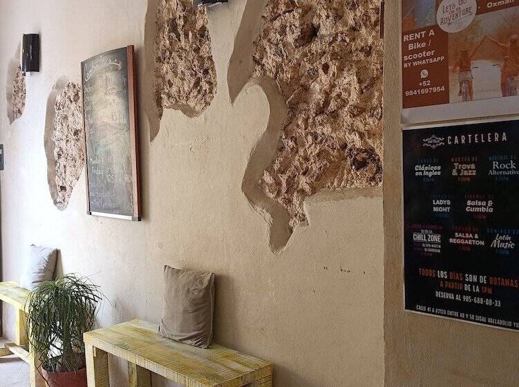 Hostel Valladolid 48