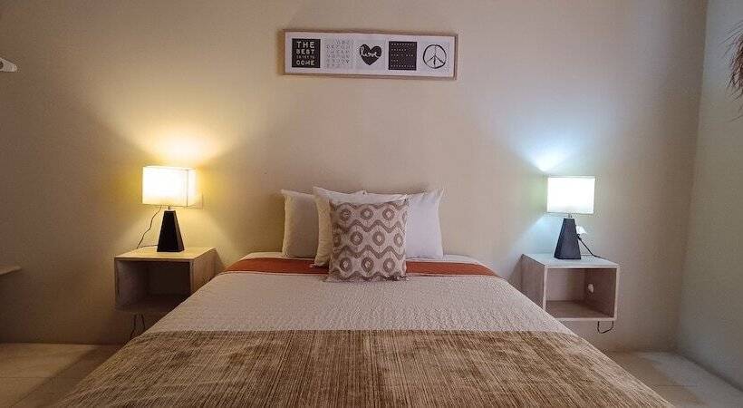 Hostel Valladolid 48