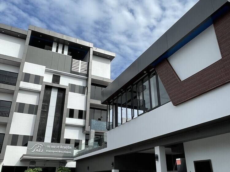 فندق A&j Kampot Boutique
