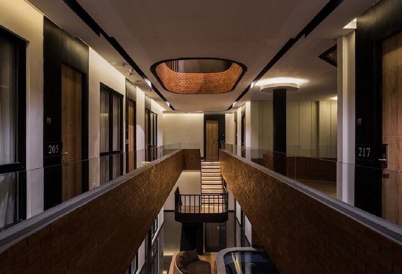 ホテル Allura Azana Resort Tawangmangu