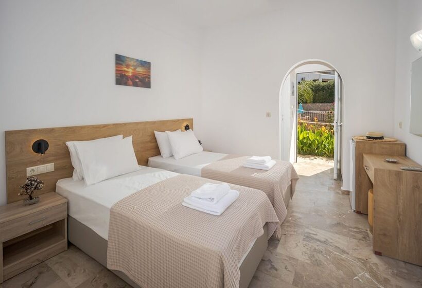 Отель Amara Seaside By Estia