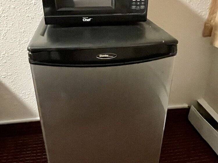 酒店 Anavada Inn & Suites Grande Prairie