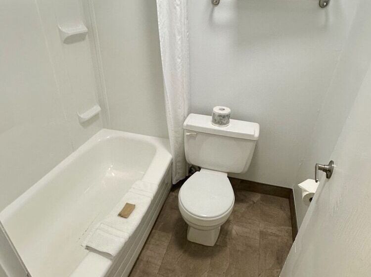 酒店 Anavada Inn & Suites Grande Prairie