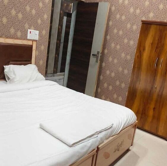 호텔 Aqua Fun King Land Haveli