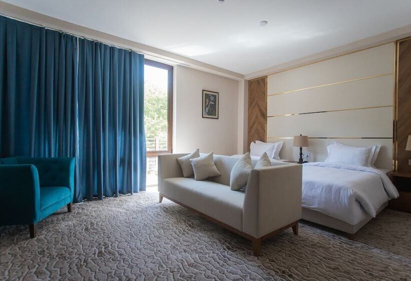 فندق Archazor Mountain Resort