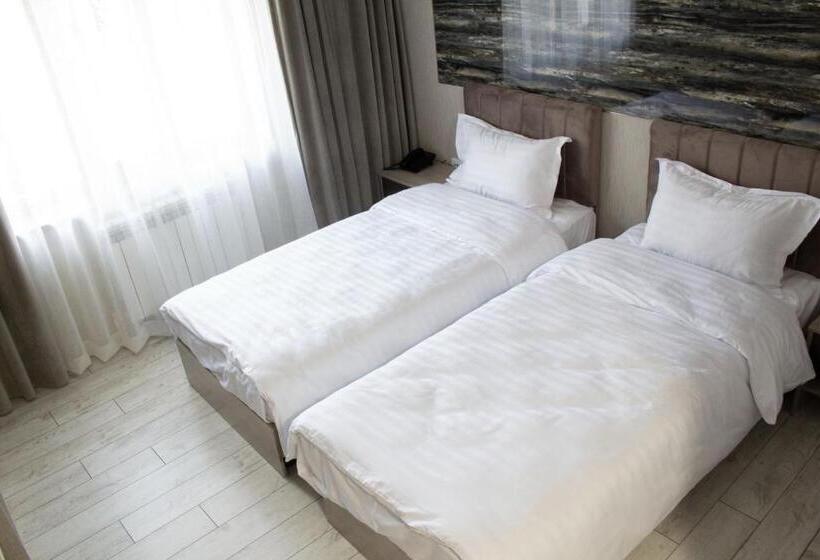 Hotel Artist Regency