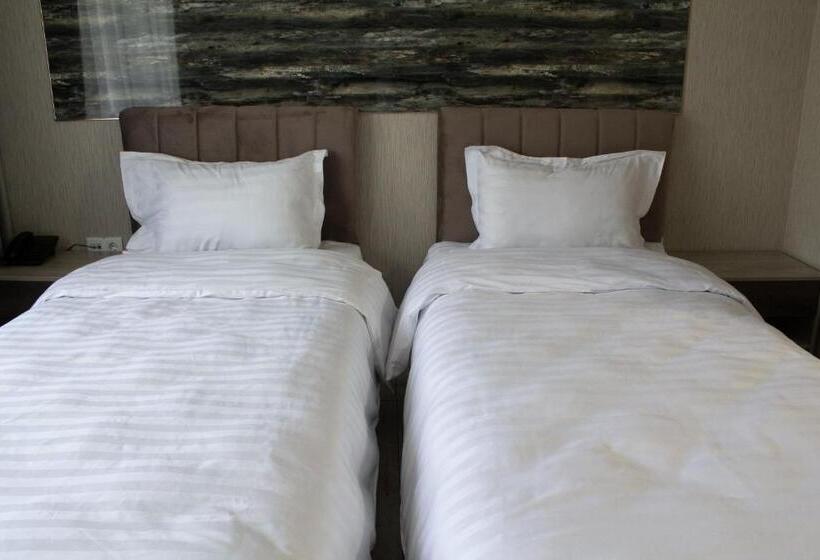 Hotel Artist Regency