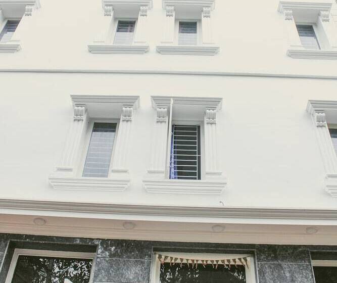 בית מלון כפרי Ashwini Residency