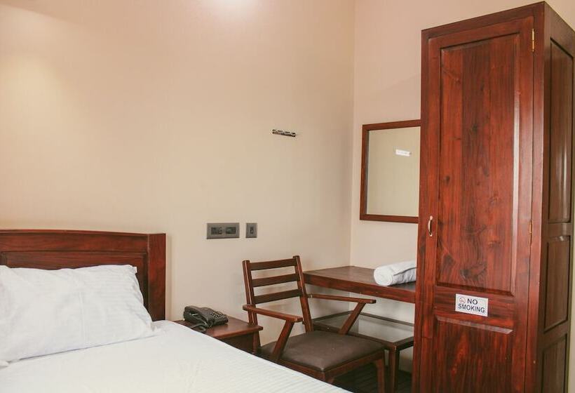 בית מלון כפרי Ashwini Residency