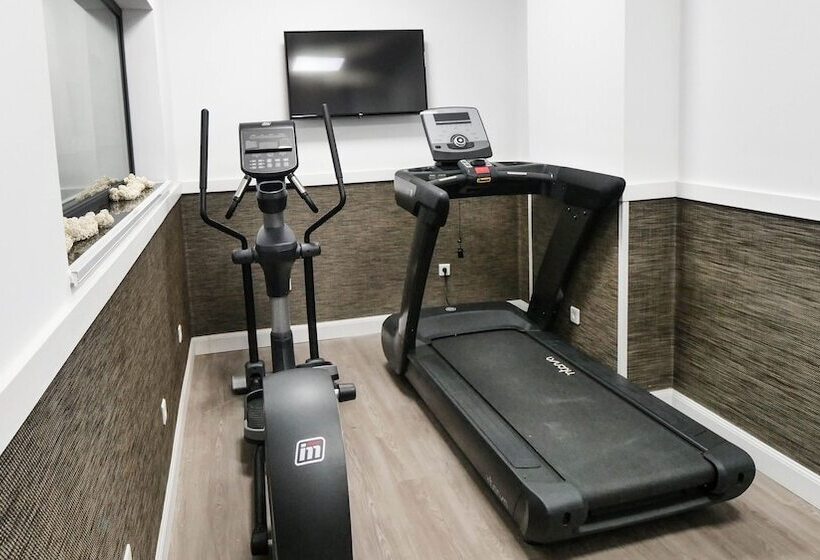 هتل Atlantis Bejaia Aéroport