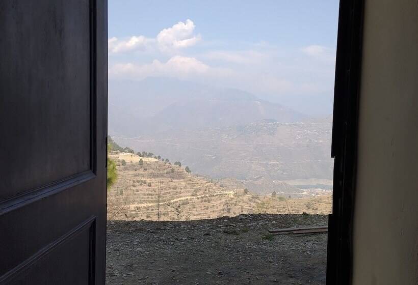 בית מלון כפרי Atulya Neer