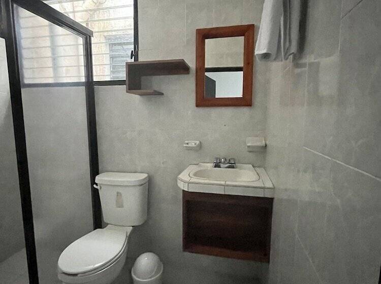 בית מלון כפרי Balam Playa   15Th. Ave