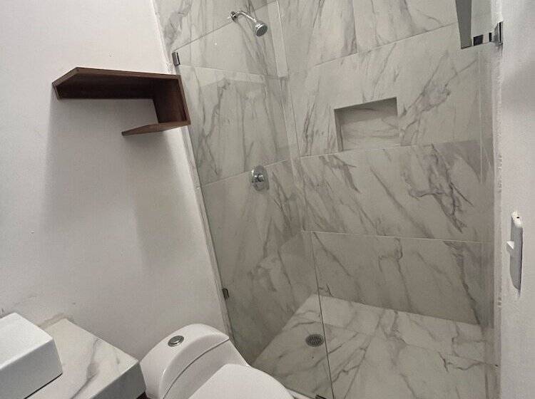 בית מלון כפרי Balam Playa   15Th. Ave