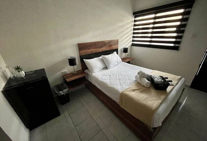 בית מלון כפרי Balam Playa   15Th. Ave