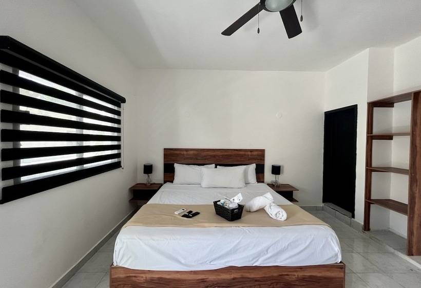 בית מלון כפרי Balam Playa   15Th. Ave