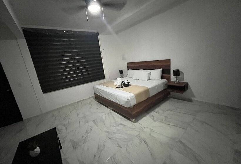 בית מלון כפרי Balam Playa   15Th. Ave