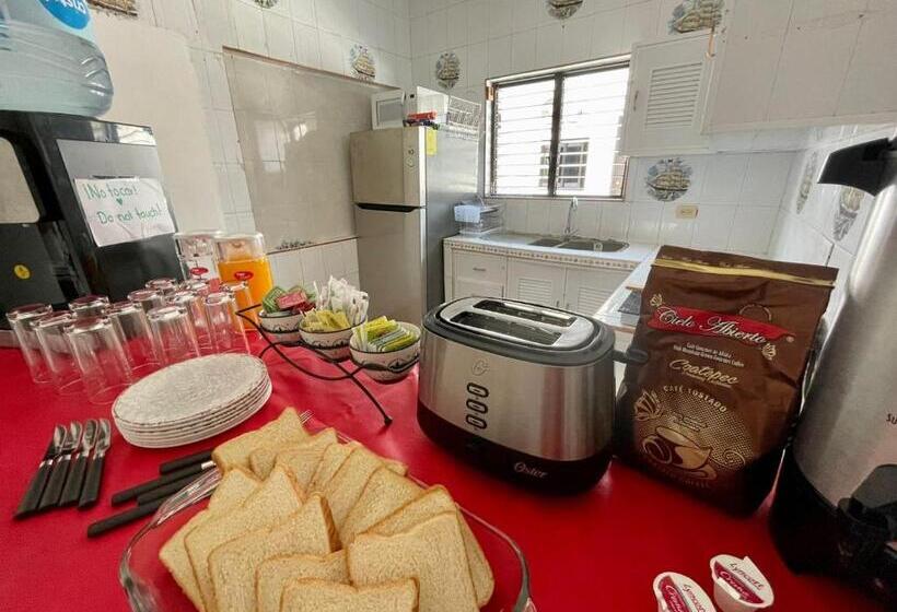 בית מלון כפרי Balam Playa   15Th. Ave