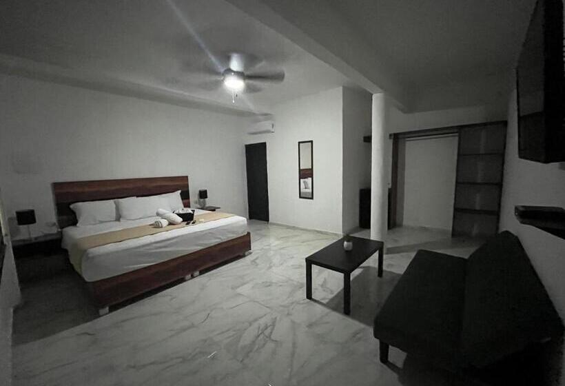 בית מלון כפרי Balam Playa   15Th. Ave