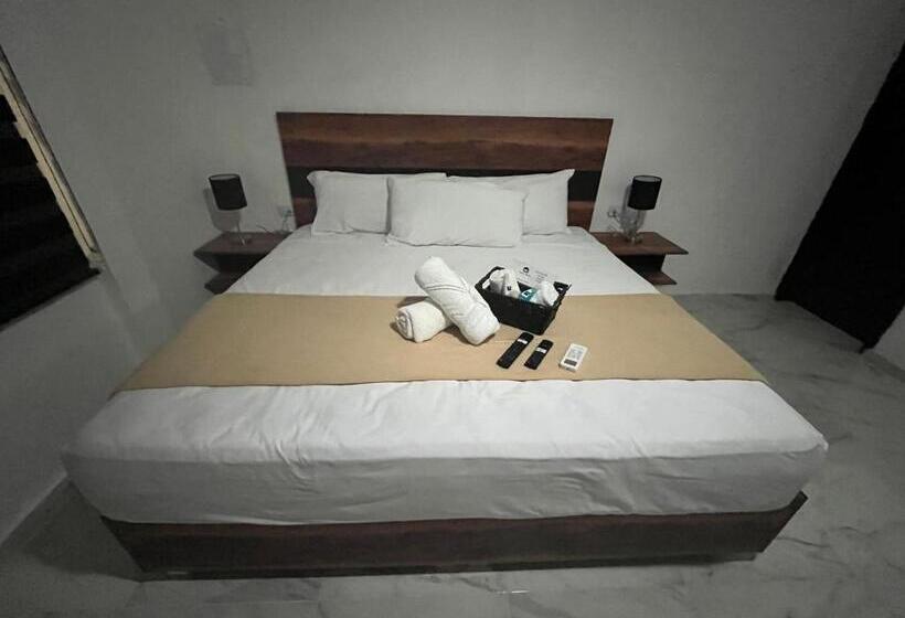 בית מלון כפרי Balam Playa   15Th. Ave