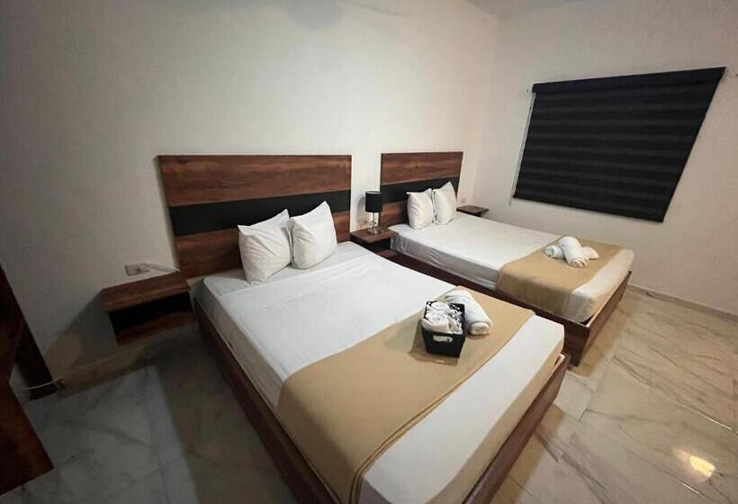 בית מלון כפרי Balam Playa   15Th. Ave