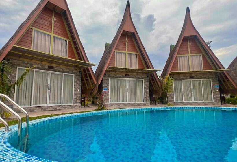 Отель Bali Villa Kampot