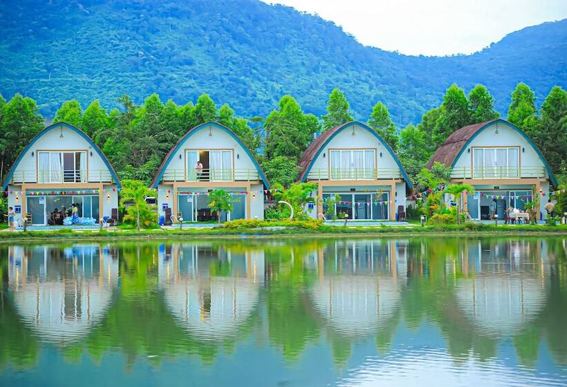 Отель Bali Villa Kampot