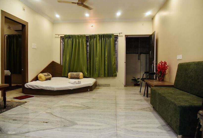 酒店 Bluebells Varanasi