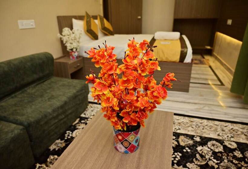 酒店 Bluebells Varanasi