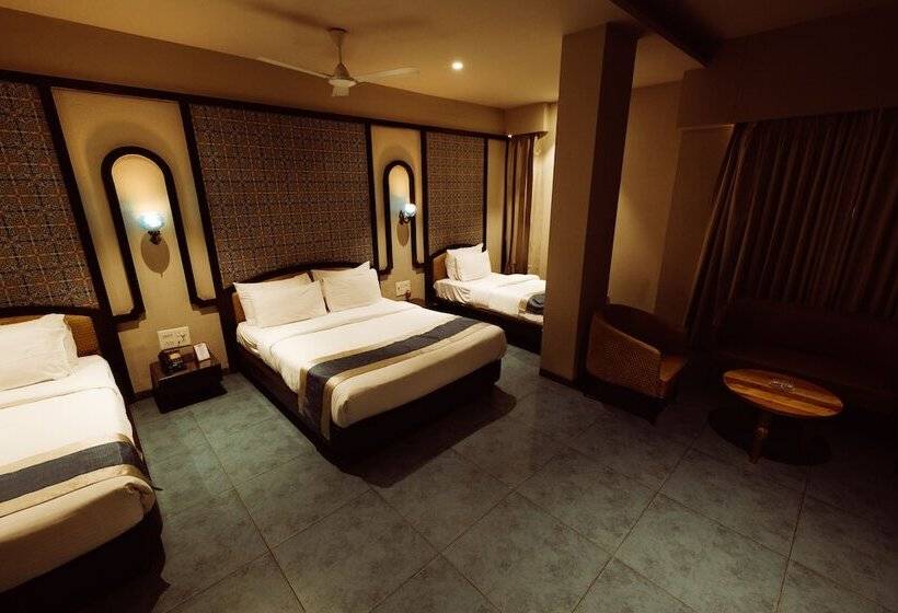 בית מלון כפרי Brij Residency