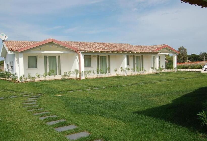 فندق Budoni Beach