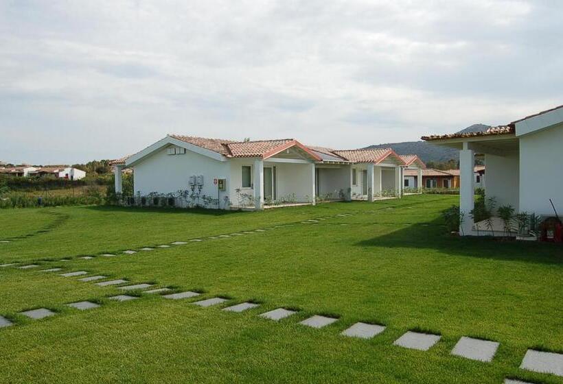 فندق Budoni Beach