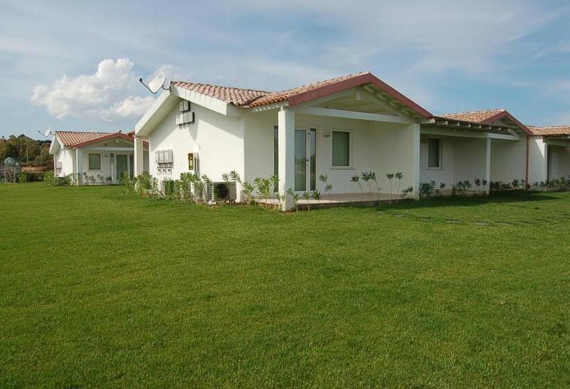 فندق Budoni Beach