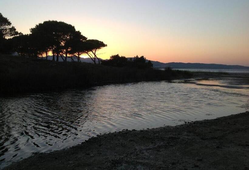 فندق Budoni Beach