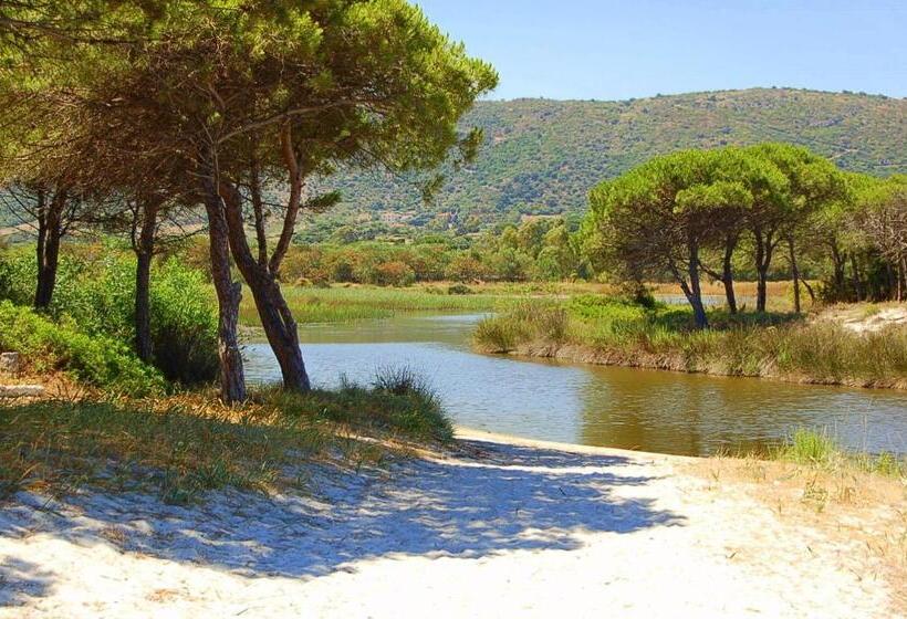 فندق Budoni Beach