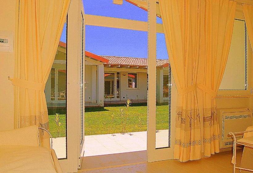 فندق Budoni Beach