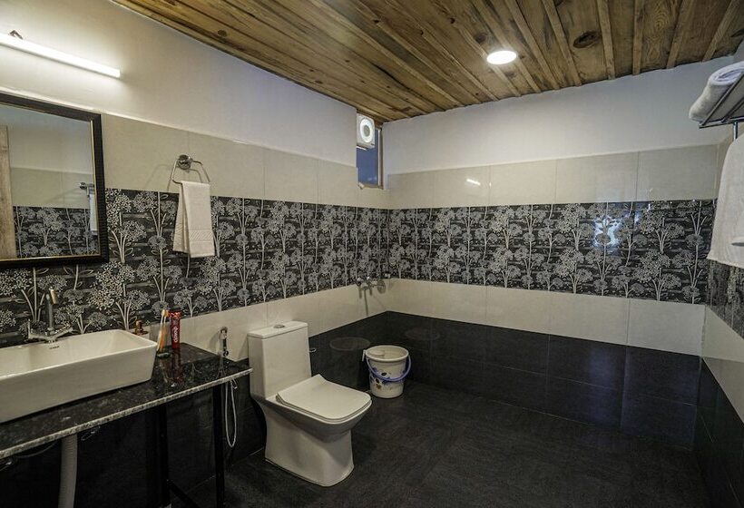 호텔 Buransh Valley Resort