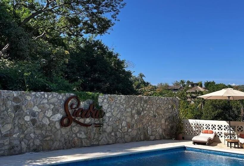 هتل Cabañas Sicarú