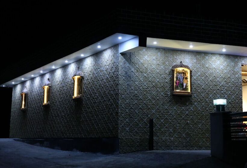 فندق Chakrata Inn Resort