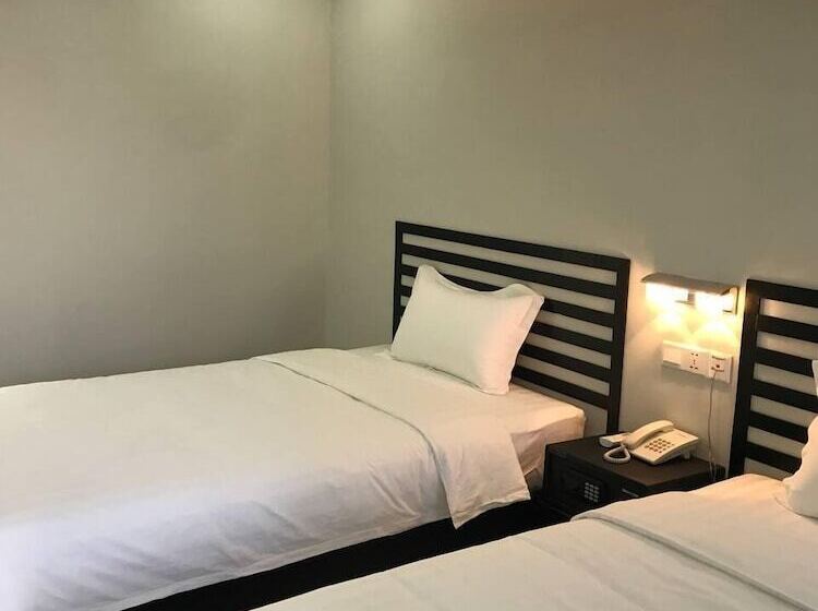 בית מלון כפרי Chom Chao City