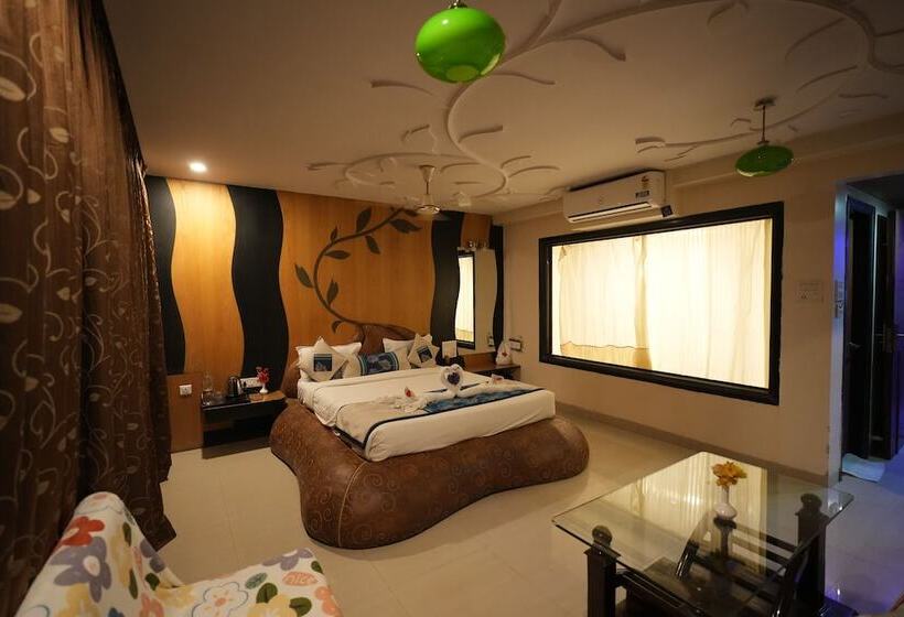 בית מלון כפרי City Symphony