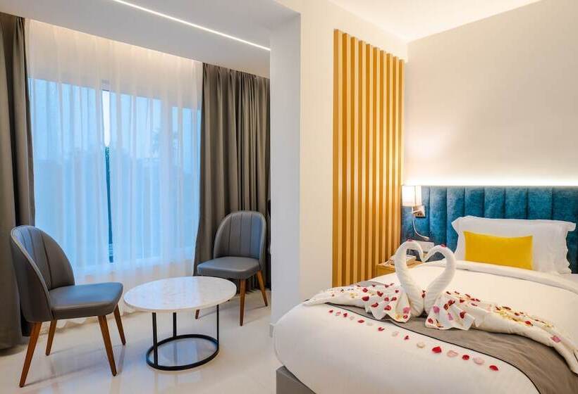 فندق Clubway Grand